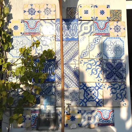 La Bella Escondida